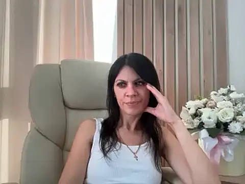 Snapshot of InjaAtHome chatting on July 21, 2026, 4:19 pm InjaAtHome online show from July 21, 2026, 4:19 pm