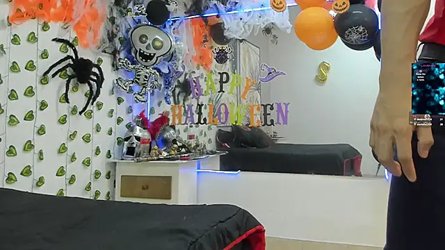 ChoreyTaiylor online show from October 12, 2025, 4:30 pm