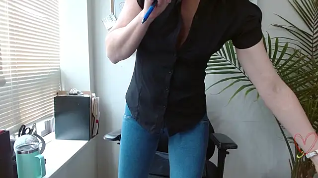 City Kat online show from May 11, 2026, 2:18 pm