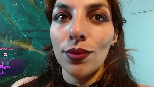 julieth sex1 online show from February 18, 2026, 6:11 am