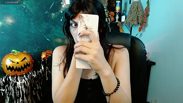 julieth sex1 online show from October 4, 2025, 2:35 am