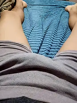 Santosgui14 online show from March 25, 2026, 5:01 pm