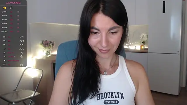 Snapshot of Mary_love16 chatting on August 1, 2026, 9:29 am Mary love16 online show from August 1, 2026, 9:29 am
