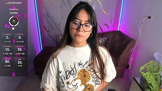 Nasha abby online show from June 22, 2026, 8:17 pm