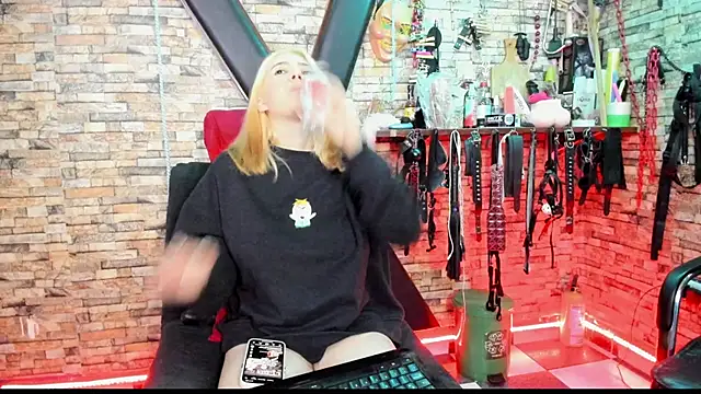 Liltildeman moon online show from September 23, 2025, 2:29 am