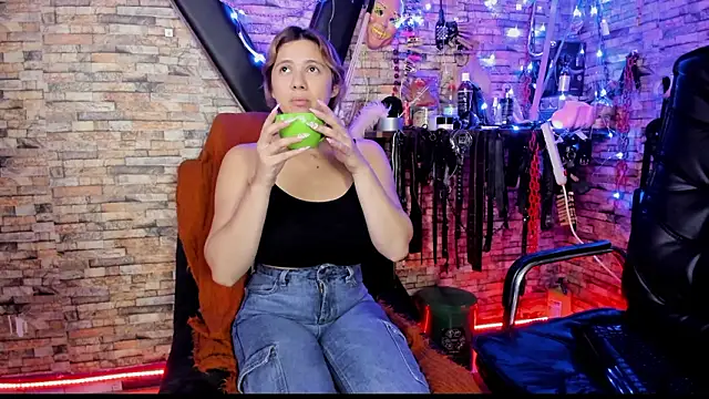 Liltildeman moon online show from March 5, 2026, 11:32 pm