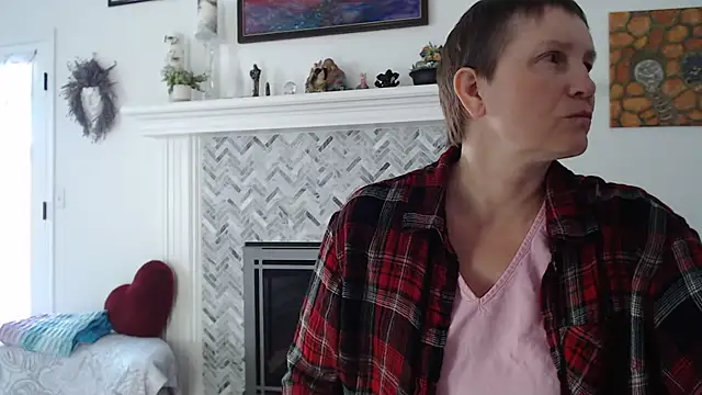 AuroraWillows online show from March 19, 2026, 3:45 pm