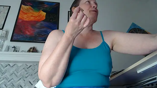 AuroraWillows online show from July 19, 2026, 11:07 am
