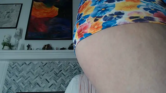 AuroraWillows online show from July 30, 2026, 11:31 am