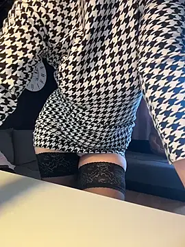 YourMeoww online show from March 9, 2026, 9:46 am