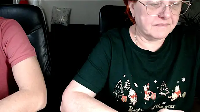 JoannaAndNeighbour online show from December 15, 2025, 10:10 am