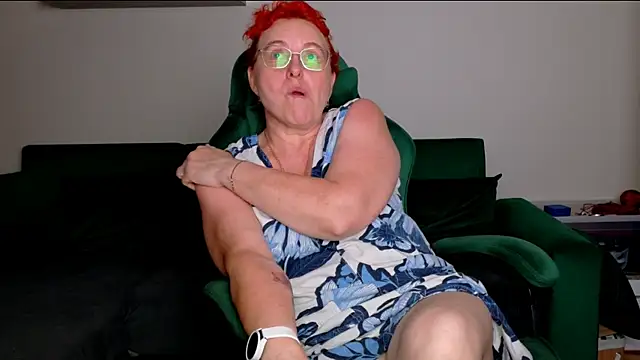 JoannaAndNeighbour online show from August 6, 2026, 11:49 am
