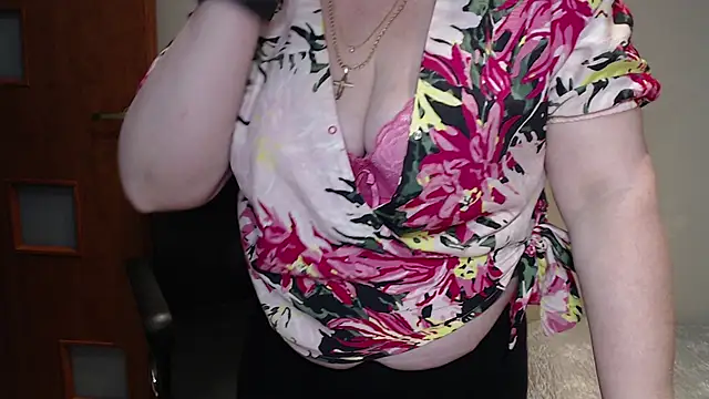 JoannaAndNeighbour online show from March 20, 2025, 11:49 am