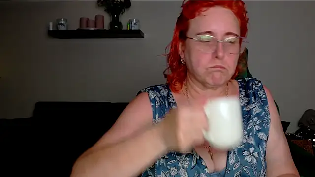 JoannaAndNeighbour online show from July 5, 2026, 2:24 pm