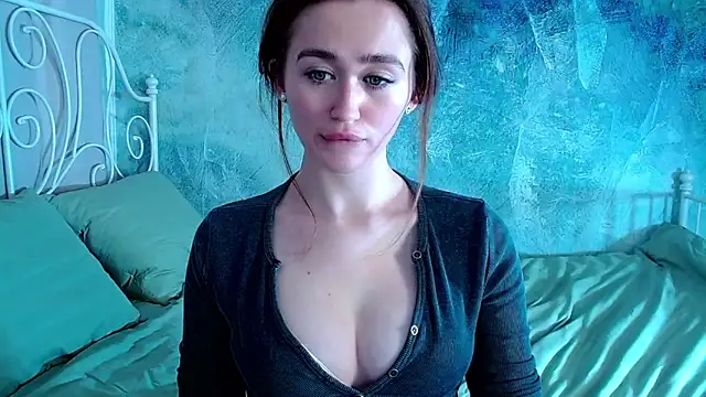 millllina online show from February 13, 2026, 12:27 pm