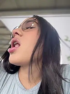   IRIS   online show from October 4, 2025, 8:21 pm