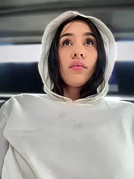   IRIS   online show from February 11, 2025, 3:29 pm