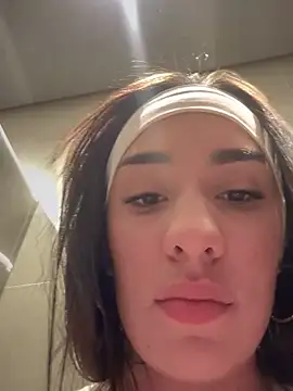   IRIS   online show from March 19, 2025, 8:54 pm