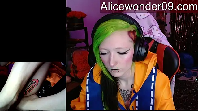 alicewonder09 online show from February 10, 2026, 5:50 am