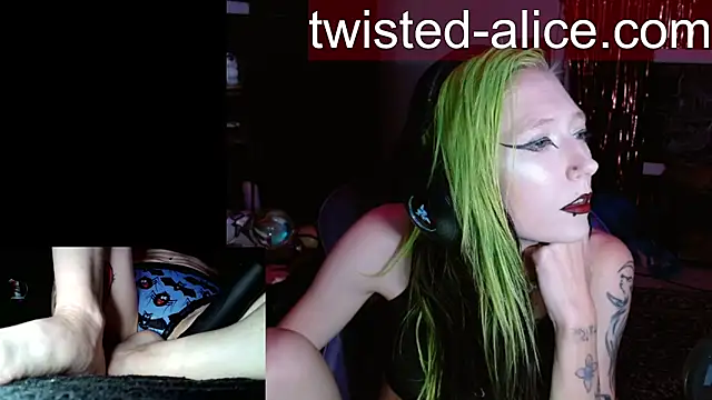 alicewonder09 online show from July 29, 2026, 3:06 am