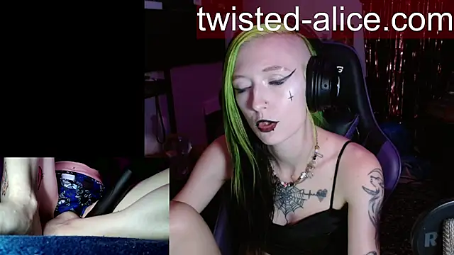 alicewonder09 online show from July 11, 2026, 3:18 am