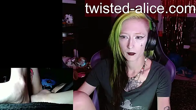 alicewonder09 online show from July 30, 2026, 3:16 am