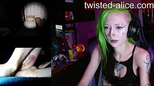 Snapshot of alicewonder09 chatting on June 12, 2026, 3:37 am alicewonder09 online show from June 12, 2026, 3:37 am