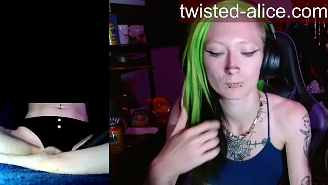 alicewonder09 online show from June 22, 2026, 3:25 am