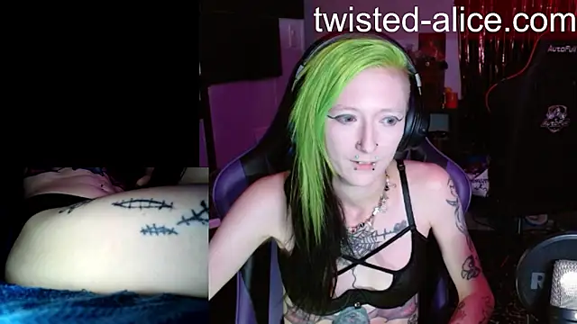 alicewonder09 online show from June 25, 2026, 5:12 am