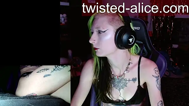 alicewonder09 online show from August 7, 2026, 2:50 am