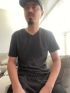 Bbyboyivan online show from January 5, 2025, 7:49 pm