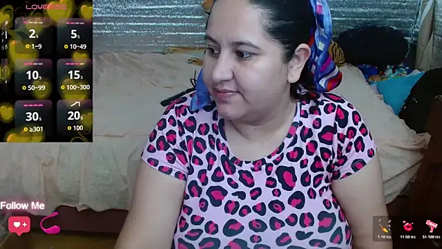 EMILY-NESSA online show from March 18, 2026, 1:46 pm