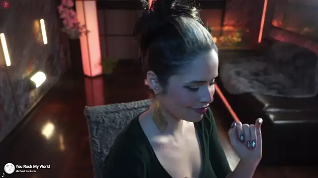 alessa goreng online show from October 26, 2025, 9:53 am