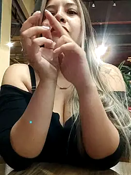 alana 69 online show from March 3, 2026, 11:23 pm