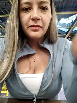 Snapshot of alana_69 chatting on June 25, 2026, 10:59 pm alana 69 online show from June 25, 2026, 10:59 pm