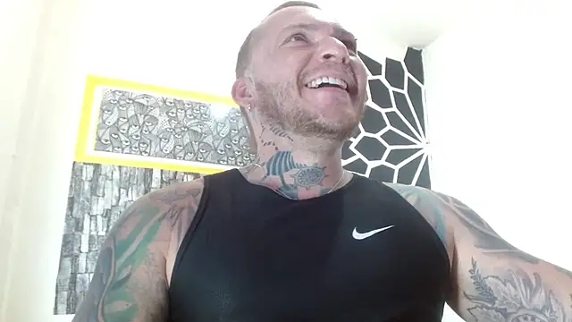 stripnolimits online show from November 7, 2025, 5:28 pm