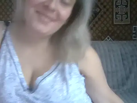 Diana Britt online show from October 17, 2025, 6:17 am