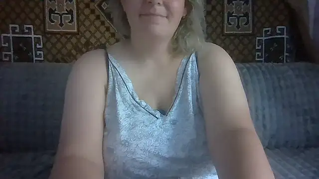 Diana Britt online show from July 16, 2026, 4:09 am