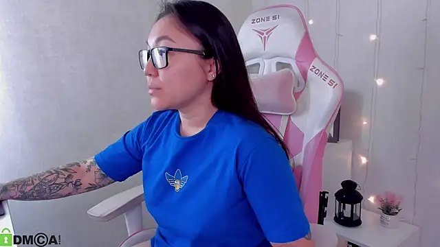 Snapshot of gentle_muse chatting on February 19, 2026, 12:07 am gentle muse online show from February 19, 2026, 12:07 am