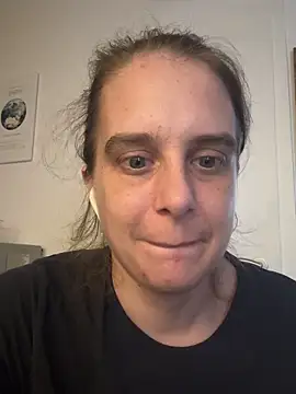 Snapshot of LadyChantale chatting on March 7, 2026, 7:04 am LadyChantale online show from March 7, 2026, 7:04 am