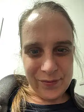 LadyChantale online show from April 26, 2026, 5:54 pm