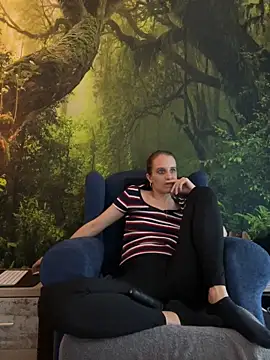 LadyChantale online show from March 13, 2025, 9:37 pm