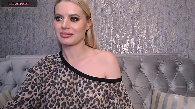 BlondieStar online show from February 4, 2025, 10:34 pm