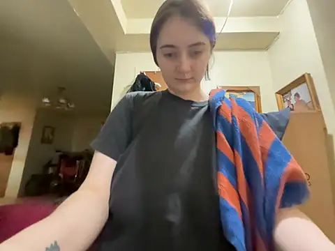 Snowbunnycake 131 online show from January 8, 2026, 2:12 pm