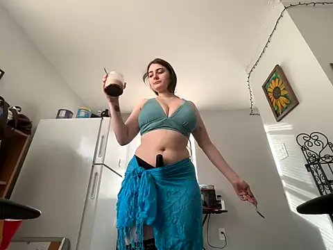 Snowbunnycake 131 online show from October 28, 2025, 8:08 pm