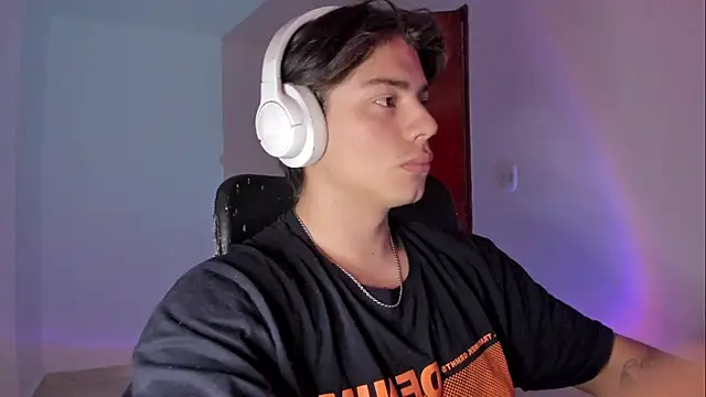 Giordano Russo online show from October 24, 2025, 9:25 pm