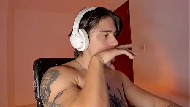 Giordano Russo online show from December 20, 2025, 8:22 pm