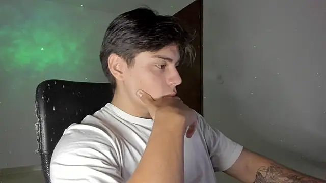 Giordano Russo online show from September 19, 2025, 11:09 pm