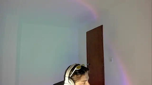 Giordano Russo online show from December 4, 2025, 1:04 am