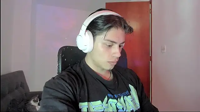 Giordano Russo online show from September 9, 2025, 9:13 pm